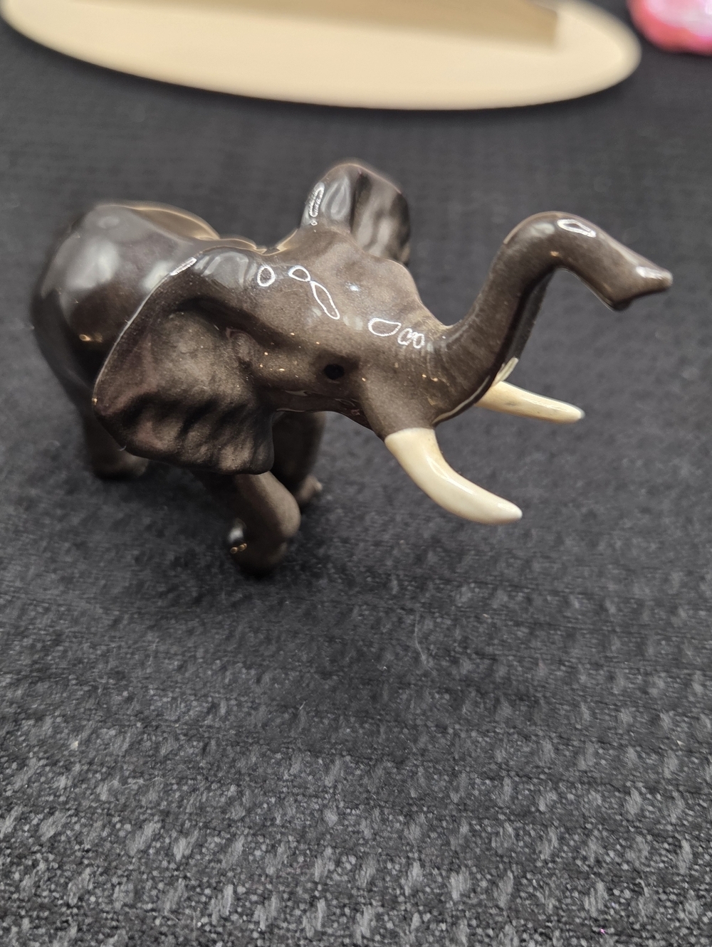 R195. Vintage Ceramic Elephant Figurine